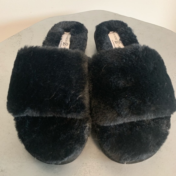 NWOT Chinese Laundry Slides - Picture 2 of 4